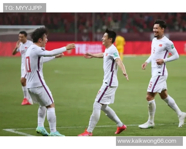 足球明星的奢华生活揭秘炫富背后的真实故事与不为人知的辛酸历程